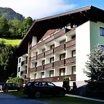 Caledonia Διαμέρισμα Kaprun