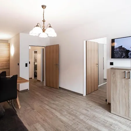 Tauernfex Apartment *