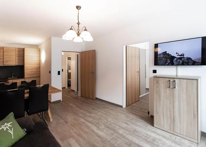 Caledonia Apartament *